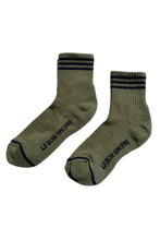 Load image into Gallery viewer, Le Bon Shoppe Girlfriend Socks