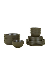Essential Stoneware Dinnerware