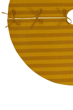 Load image into Gallery viewer, Festive Tree Skirt