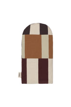 Load image into Gallery viewer, Section Oven Mitt