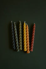 Load image into Gallery viewer, Spiral Beeswax Taper Candles